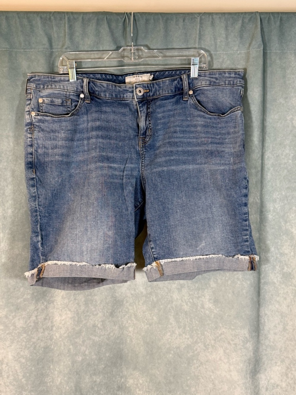 Torrid rolled hem denim Bermuda